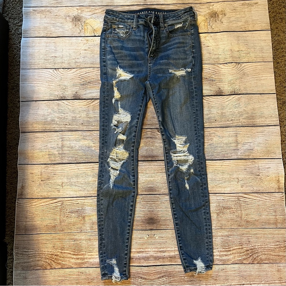AE Distressed Super High Rise Jeggings